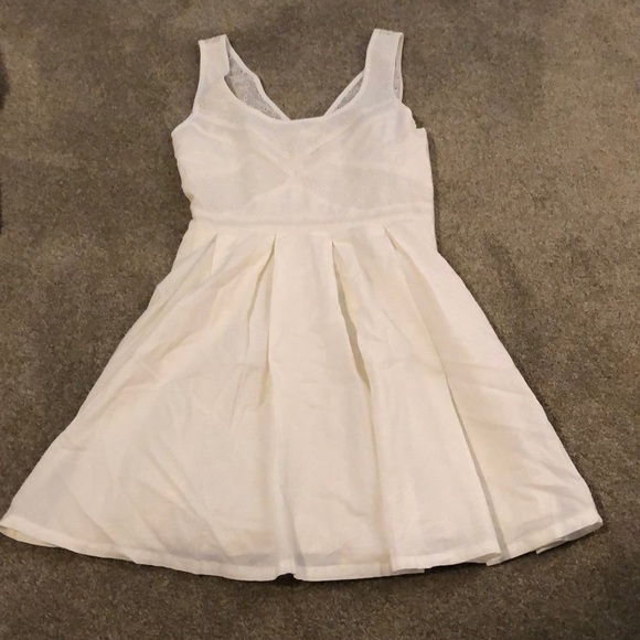 American Eagle Outfitters Dresses & Skirts - Cream dress